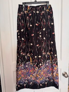 Forever 21 floral Maxi Skirt